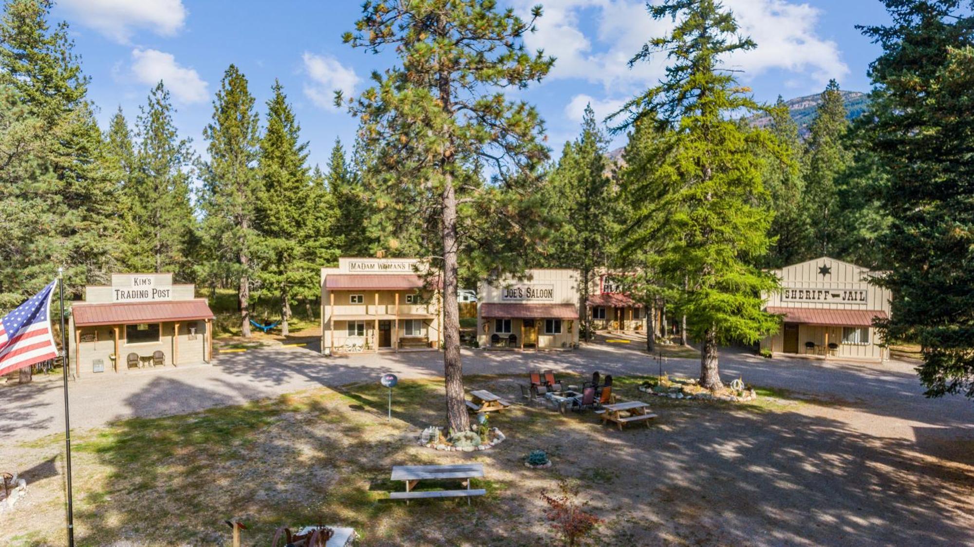 Fort Williamson Glacier Vacation Rentals Columbia Falls Zewnętrze zdjęcie